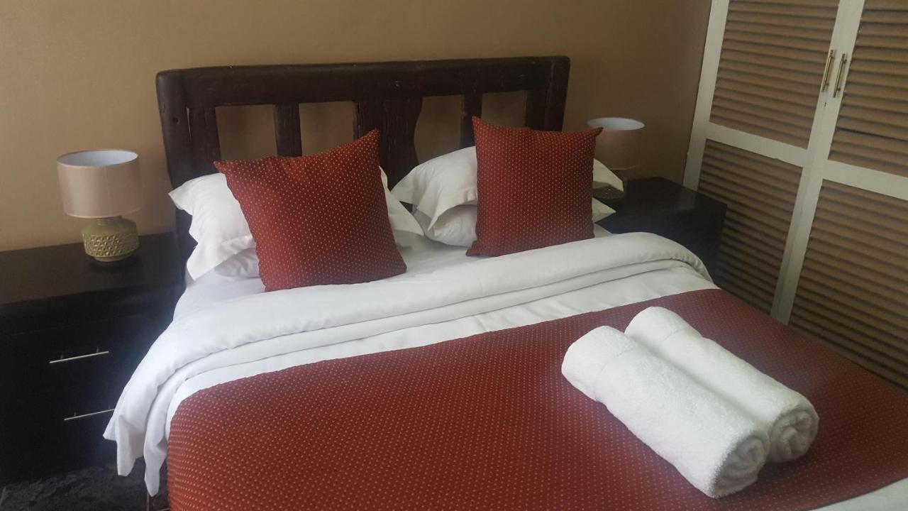 Urban Lifestyles Hotel Nyanda Esterno foto