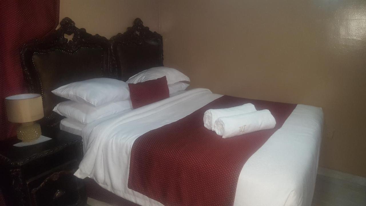 Urban Lifestyles Hotel Nyanda Esterno foto