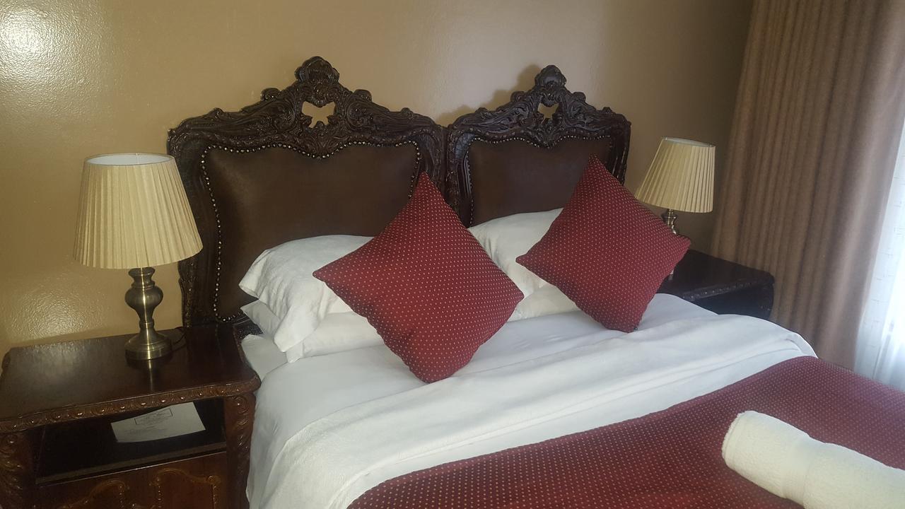 Urban Lifestyles Hotel Nyanda Esterno foto