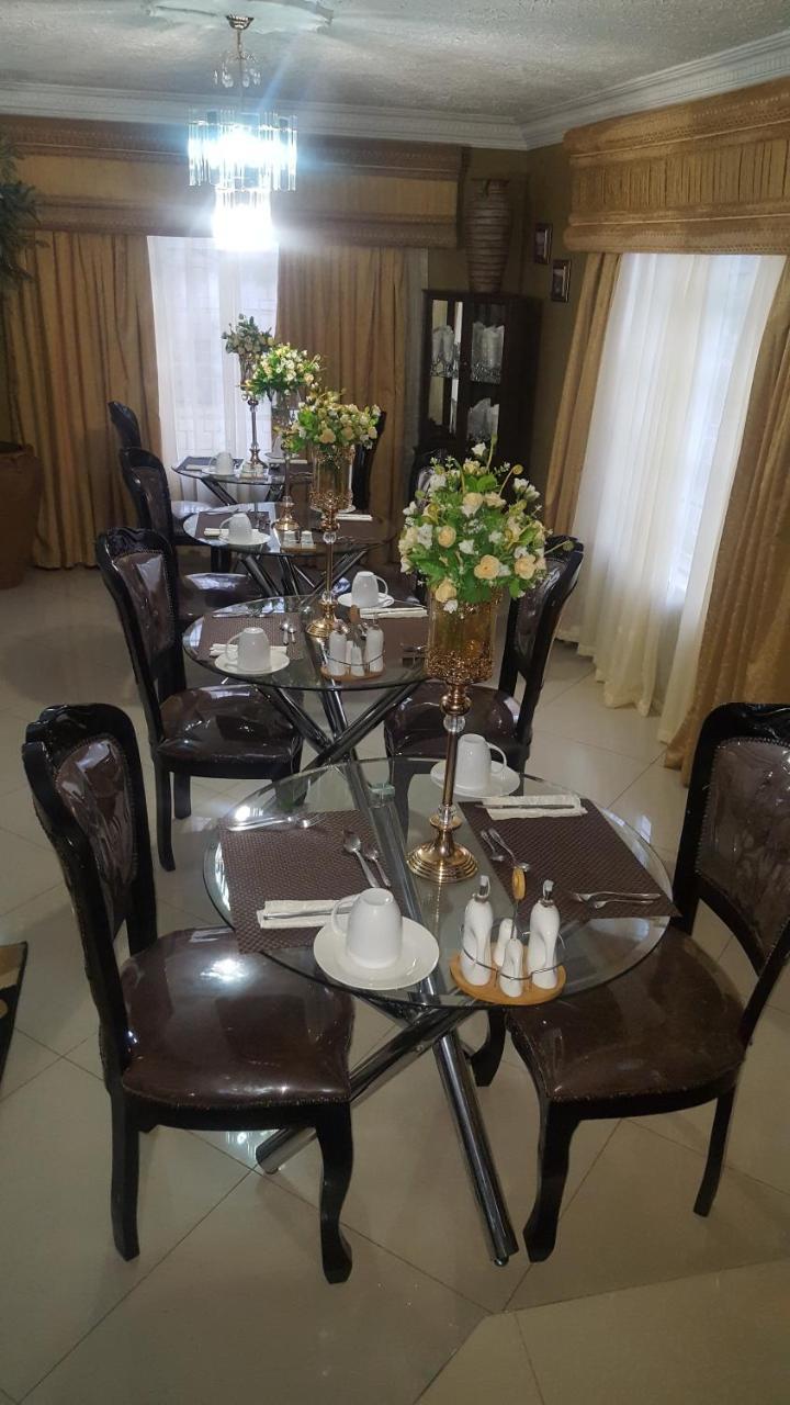 Urban Lifestyles Hotel Nyanda Esterno foto