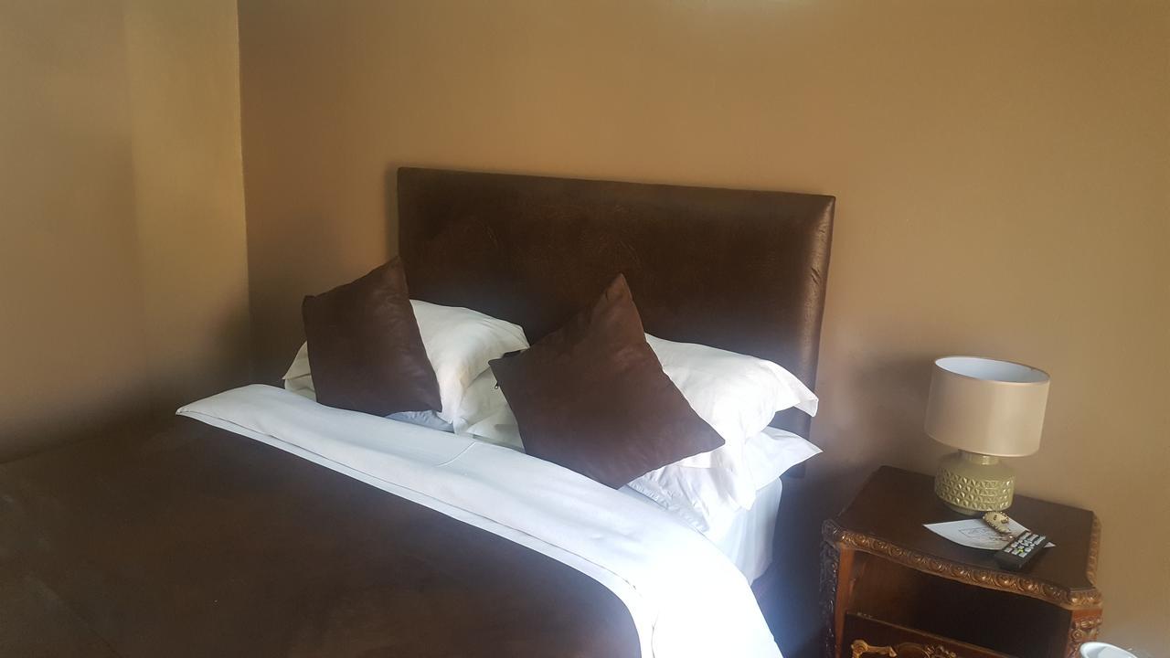 Urban Lifestyles Hotel Nyanda Esterno foto
